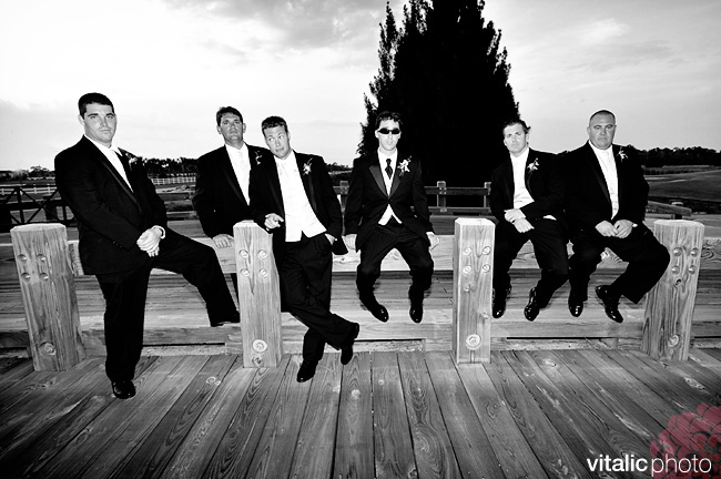 JH_1 groomsmen, groomsmen on bride, groomsmen on golf course
