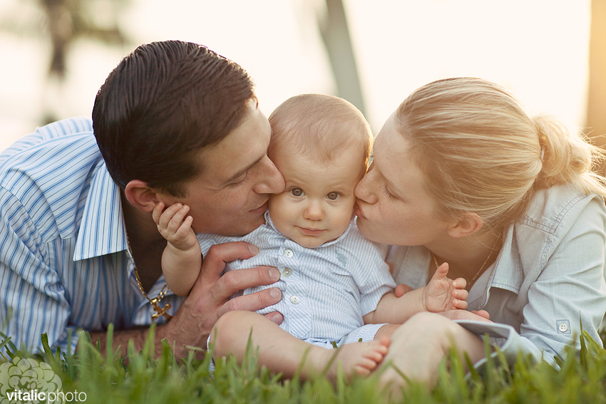 vero beach family photographer, family photos, vitalic photo, beach photos, baby photos, sebastian, treasure coast