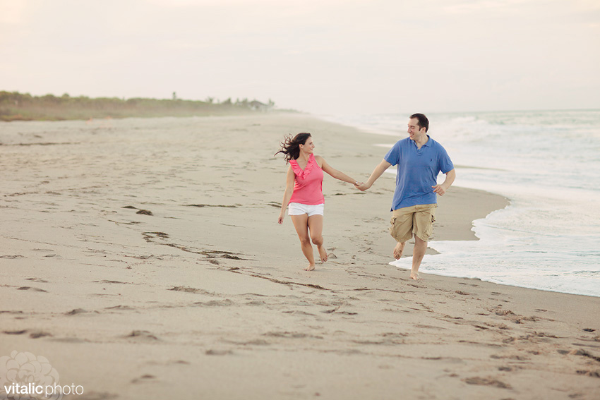 sebastian engagement, vero beach engagement, beach engagement photography, beach engagement, beach photography