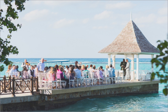 Royal Plantation dock wedding ceremony